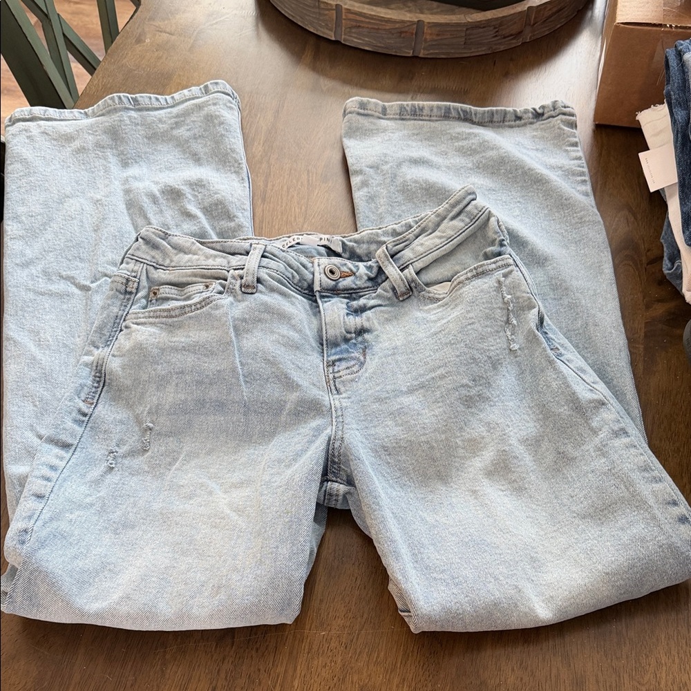 Celebrity Pink flare jeans! EUC!
